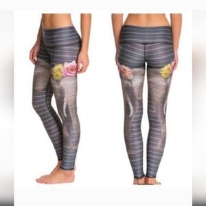 Teeki Gray Love The Elephant Leggings XS